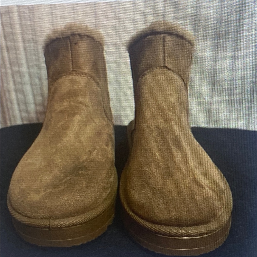 Women's Suede Ankle Booties - Tan